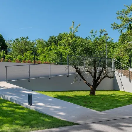 Callista By Ruzici (Sveta Nedelja)