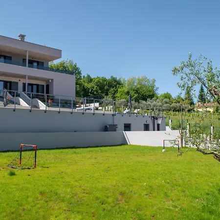Callista Guest house