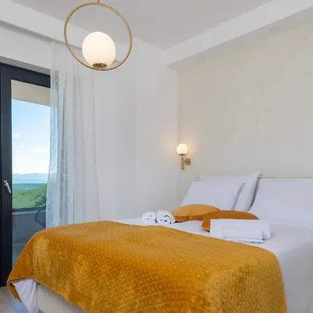Callista Guest house *