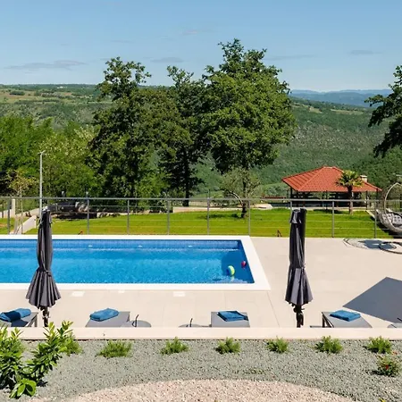 Callista Guest house